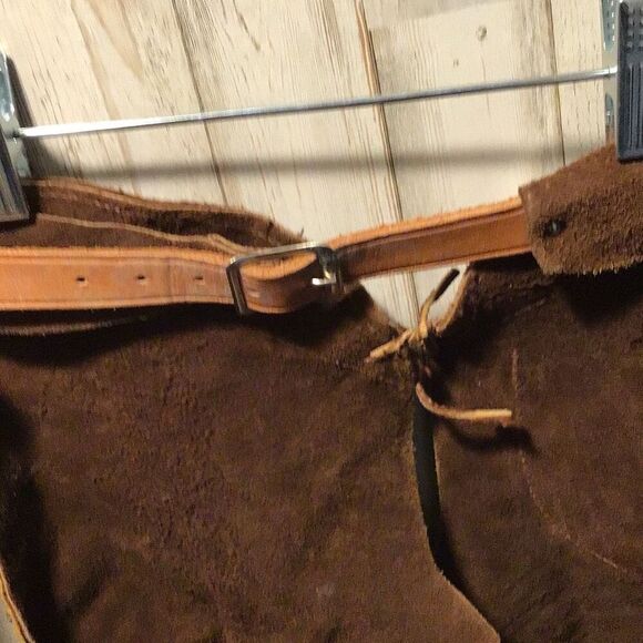Vintage, authentic rawhide, leather child size chaps from 22 inches to 32 inch w - Picture 8 of 8